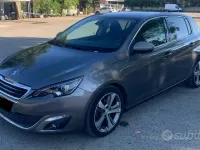 Usata Peugeot 308 GT-line 120 CV (88 kW) 2017 Grigio Berlina