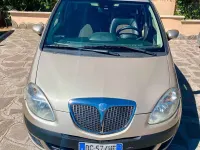 Usata Lancia Musa 95 CV (69 kW) 2007 Argento Monovolume