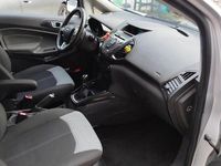 Usado Ford Ecosport Titanium 125 CV (91 kW) 2015 Gris SUV