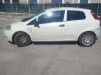 Usado Fiat Grande Punto 75 HP (55 kW) 2010 Branco Citadino