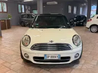Usata Mini Cooper Coupé 109 CV (80 kW) 2008 Bianco Coupé