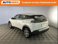 Usata Peugeot 2008 Active 101 CV (74 kW) 2023 Bianco SUV