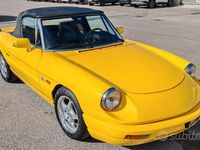 Usata Alfa Romeo Spider 106 CV (77 kW) 1991 Giallo Cabrio