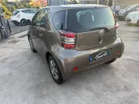 Usata Toyota iQ 68 CV (50 kW) 2011 Grigio Utilitaria