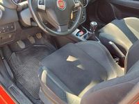 Usata Fiat Punto Lounge 69 CV (50 kW) 2016 Rosso Utilitaria