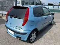 Usata Fiat Punto 80 CV (58 kW) 2003 Azzurro Utilitaria
