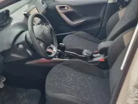 Usata Peugeot 2008 Active 82 CV (60 kW) 2015 Bianco SUV
