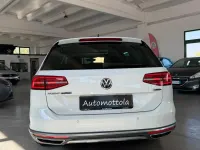 Usata VW Passat Alltrack 190 CV (139 kW) 2019 Bianco Station wagon
