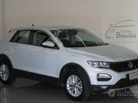Usata VW T-Roc Business 150 CV (110 kW) 2021 Grigio SUV