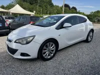 Usata Opel Astra GTC Cosmo 131 CV (96 kW) 2012 Other Berlina