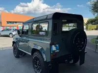 Usata Land Rover Defender 122 CV (89 kW) 2009 Verde Station wagon