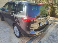 Usata Opel Zafira Tourer 170 CV (125 kW) 2013 Nero Monovolume