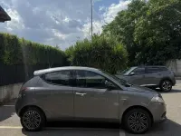 Usata Lancia Ypsilon 69 CV (50 kW) 2019 Grigio Utilitaria
