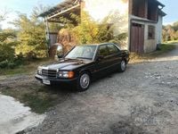 Usata Mercedes 190 126 CV (92 kW) 1993 Grigio Berlina