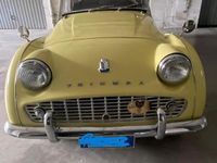 Usata Triumph TR3 1950 Giallo Cabrio