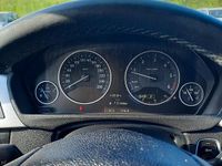 Begagnad BMW 318 Sport Line 143 HK (105 kW) 2014 Svart Kombi