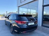 Usata Hyundai i40 141 CV (103 kW) 2017 Nero Station wagon