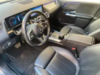 Usata Mercedes B180 Premium Plus 116 CV (85 kW) 2021 Grigio Utilitaria