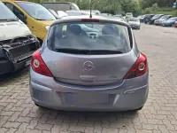 Usata Opel Corsa 65 CV (47 kW) 2010 Utilitaria