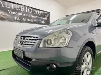 Usata Nissan Qashqai Acenta 114 CV (83 kW) 2011 Grigio SUV