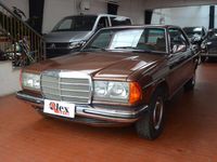 Käytetty Mercedes C230 109 HP (80 kW) 1978 Ruskea Coupe - kaksiovinen