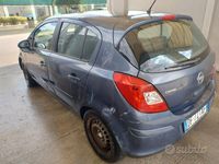Usata Opel Corsa 90 CV (66 kW) 2007 Grigio Utilitaria
