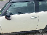 Usata Mini Cooper 120 CV (88 kW) 2007 Bianco Utilitaria