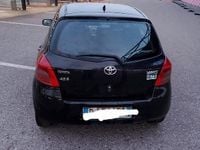 Usata Toyota Yaris 65 CV (47 kW) 2007 Nero Utilitaria