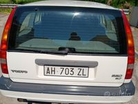 Usata Volvo 850 143 CV (105 kW) 1995 Bianco Station wagon