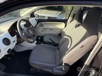 Usata VW up! 65 CV (47 kW) 2012 Nero Utilitaria
