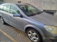 Usata Opel Astra 60 CV (44 kW) 2007 Blu Station wagon