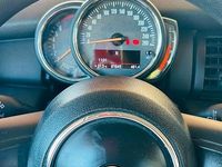 Usata Mini ONE 75 CV (55 kW) 2017 Rosso Utilitaria