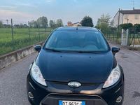 Usata Ford Fiesta Titanium 82 CV (60 kW) 2009 Nero Utilitaria