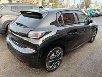 Usata Peugeot 208 Allure 101 CV (74 kW) 2024 Nero Utilitaria