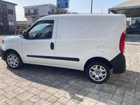Usata Fiat Doblò Easy 120 CV (88 kW) 2020 Bianco Monovolume