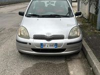 usata Toyota Yaris vvti del 1999