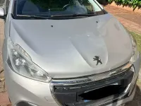 Usata Peugeot 208 Allure 82 CV (60 kW) 2015 Argento Utilitaria