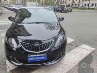 Usata Lancia Ypsilon Gold 69 CV (50 kW) 2023 Nero metallizzato Utilitaria