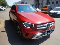 Usata Mercedes GLC300 Business 194 CV (142 kW) 2022 Amaranto SUV