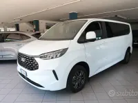 Usata Ford Tourneo Custom Titanium 136 CV (100 kW) 2024 Bianco Furgone