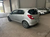 Usata Opel Corsa 86 CV (63 kW) 2013 Bianco Utilitaria