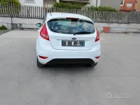 Usata Ford Fiesta 2009 Bianco Berlina