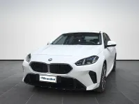 Usata BMW 120 Performance 150 CV (110 kW) 2025 Alpin white pastello Utilitaria