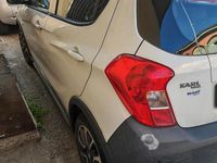 Usata Opel Karl Rocks 73 CV (53 kW) 2018 Bianco Utilitaria
