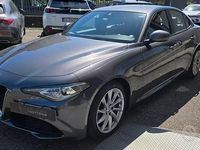 Usata Alfa Romeo Giulia Super 150 CV (110 kW) 2016 Grigio Berlina