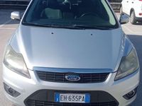 Usata Ford Focus Titanium 109 CV (80 kW) 2011 Argento Berlina