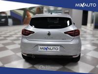 Usata Renault Clio V Techno 91 CV (66 kW) 2023 Argento Berlina