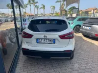 Usata Nissan Qashqai N-TEC 116 CV (85 kW) 2021 Bianco SUV