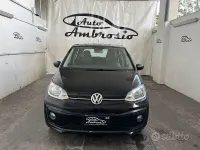Usata VW up! Move 60 CV (44 kW) 2017 Nero Utilitaria