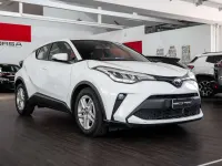 Usata Toyota C-HR Active 98 CV (72 kW) 2023 Solid white SUV